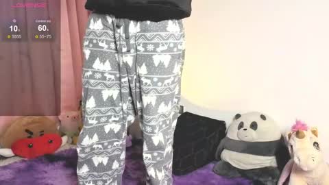 thiago_n_sam online show from April 2026 05:19:08 AM