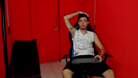 Thiago online show from April 2026 07:43:01 PM