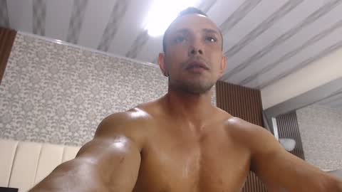 Thiago Summers online show from December 2024 02:02:01 PM