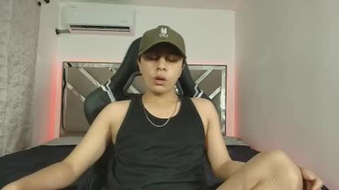 Thiago online show from July 2026 08:00:02 PM