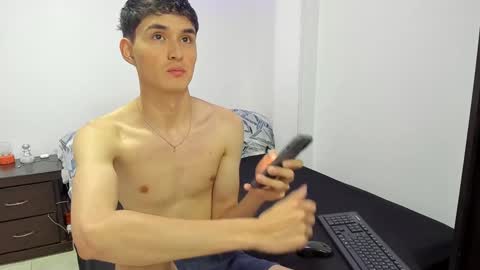 Thiago Wells online show from February 2025 11:34:02 PM