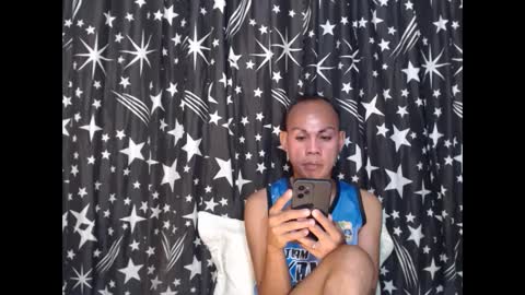 gil online show from March 2025 12:01:02 PM