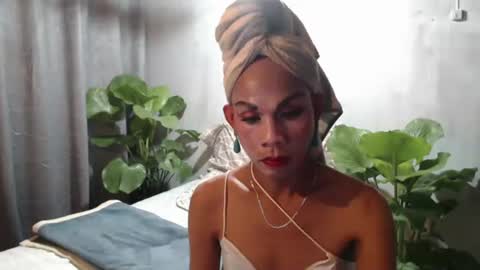 gil online show from April 2026 11:53:01 PM