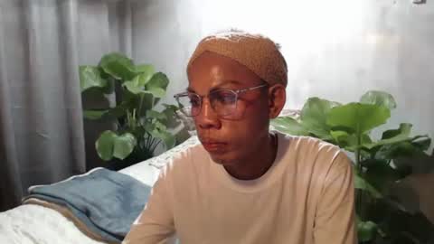 gil online show from April 2026 09:37:01 AM