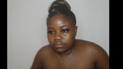 Snapshot of thickebonny7 chatting on February 2026 10:45:01 AM thickebonny7 online show from February 2026 10:45:01 AM