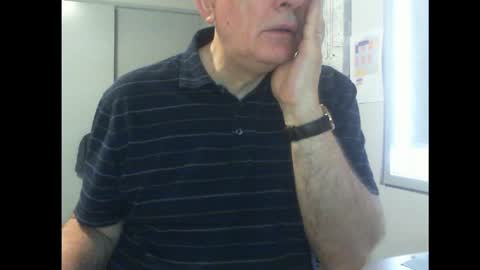 Snapshot of thickmelnik chatting on January 2025 11:40:01 PM James online show from January 2025 11:40:01 PM