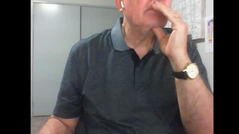 Snapshot of thickmelnik chatting on January 2025 01:19:02 PM James online show from January 2025 01:19:02 PM