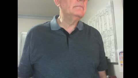 Snapshot of thickmelnik chatting on January 2025 01:17:01 PM James online show from January 2025 01:17:01 PM