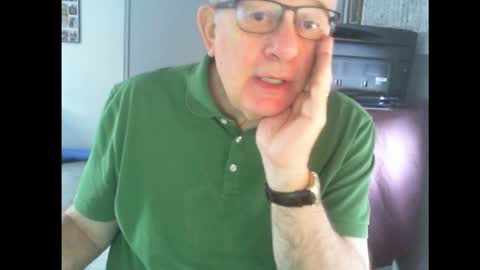 Snapshot of thickmelnik chatting on January 2025 11:32:01 PM James online show from January 2025 11:32:01 PM