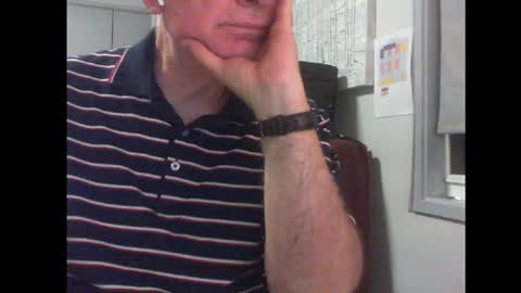 Snapshot of thickmelnik chatting on February 2025 01:06:01 PM James online show from February 2025 01:06:01 PM