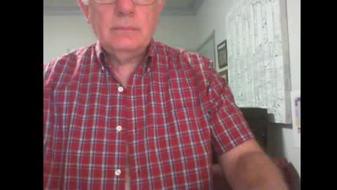 Snapshot of thickmelnik chatting on February 2025 12:47:01 PM James online show from February 2025 12:47:01 PM