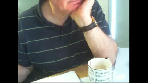 Snapshot of thickmelnik chatting on October 2025 04:04:01 AM James online show from October 2025 04:04:01 AM