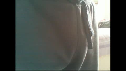 Snapshot of thickmelnik chatting on October 2025 03:18:02 AM James online show from October 2025 03:18:02 AM