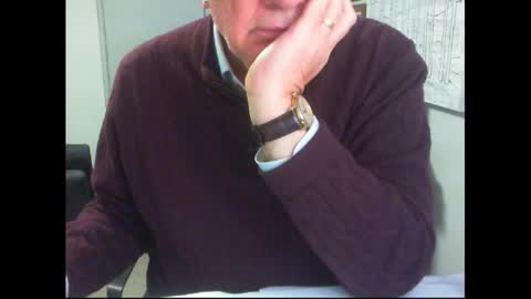 Snapshot of thickmelnik chatting on October 2025 01:17:01 PM James online show from October 2025 01:17:01 PM