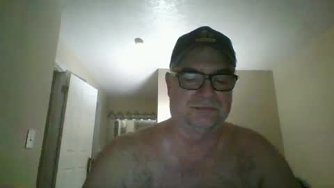 Snapshot of thickwhiteload chatting on December 2024 09:09:02 PM thickwhiteload online show from December 2024 09:09:02 PM
