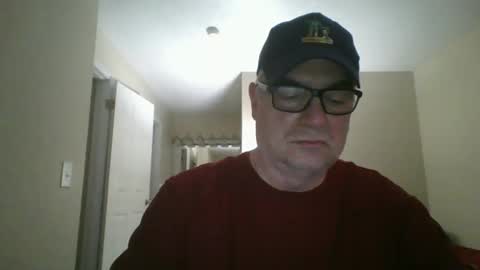 Snapshot of thickwhiteload chatting on December 2024 05:40:01 PM thickwhiteload online show from December 2024 05:40:01 PM