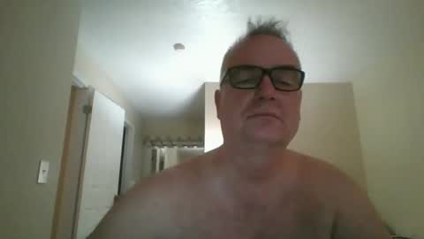 Snapshot of thickwhiteload chatting on January 2025 05:48:01 PM thickwhiteload online show from January 2025 05:48:01 PM