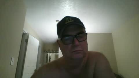 Snapshot of thickwhiteload chatting on March 2025 08:27:01 PM thickwhiteload online show from March 2025 08:27:01 PM