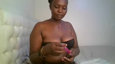 Rue online show from December 2025 07:53:02 PM