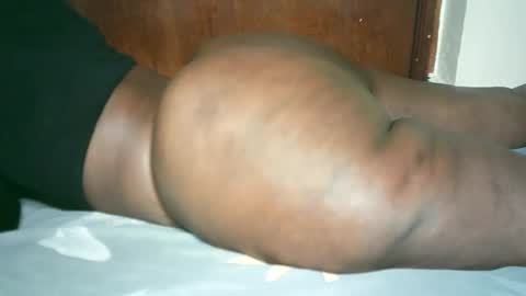 Snapshot of thickybabe_05 chatting on January 2025 09:04:01 PM thickybabe_05 online show from January 2025 09:04:01 PM