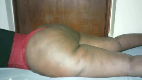 Snapshot of thickybabe_05 chatting on February 2025 09:13:02 AM thickybabe_05 online show from February 2025 09:13:02 AM