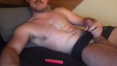 thierrinho8148 online show from December 2025 06:03:02 PM