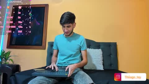 Thiiago online show from December 2024 08:32:02 PM