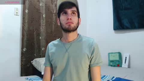 Thiiago online show from November 2025 05:44:01 AM