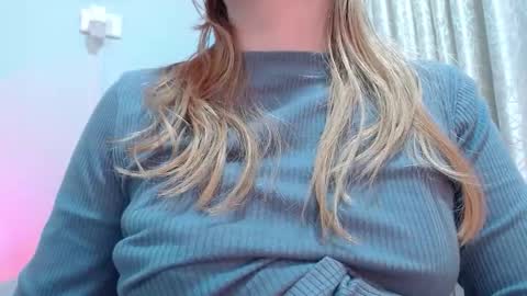 Snapshot of thin33 chatting on November 2025 03:05:01 AM sara online show from November 2025 03:05:01 AM