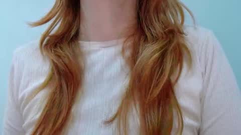 Snapshot of thin33 chatting on December 2025 03:04:02 AM sara online show from December 2025 03:04:02 AM