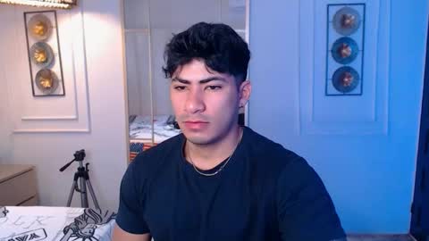 MICHAEL AND CRISS online show from January 2026 01:35:02 PM