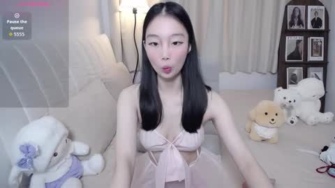 Snapshot of thisgirl__ chatting on November 2025 11:58:01 PM kk online show from November 2025 11:58:01 PM