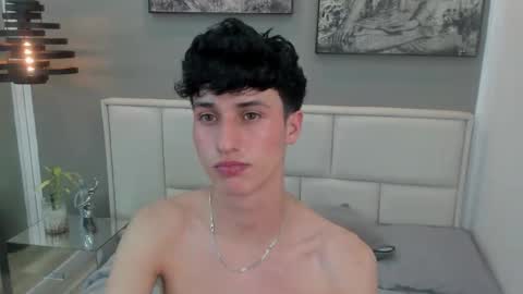 Thom online show from April 2026 04:17:02 PM