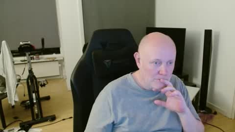 thomas315627 online show from June 2026 10:15:02 PM