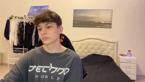 Thomas Hill online show from October 2025 09:02:01 PM