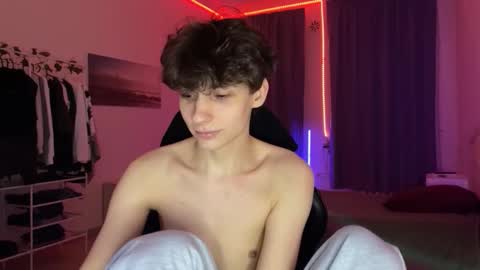 Thomas Hill online show from February 2026 10:00:01 PM