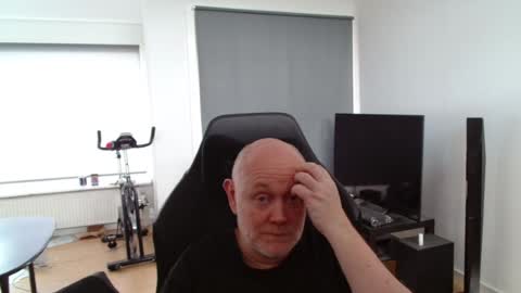 thomas806035 online show from July 2026 11:28:01 AM