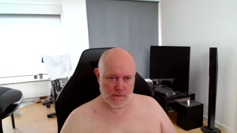 thomas806035 online show from August 2026 07:21:01 AM