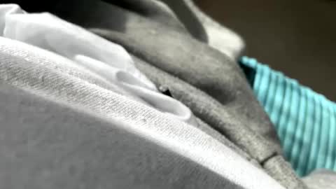 thomas_b7 online show from April 2026 02:44:01 PM