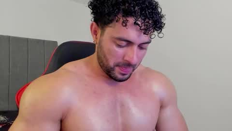 Thomas Brandon online show from September 2025 04:49:02 AM