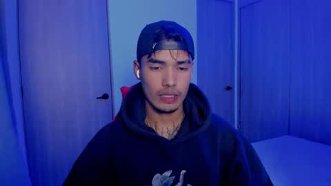 Thomas online show from September 2025 01:38:02 AM