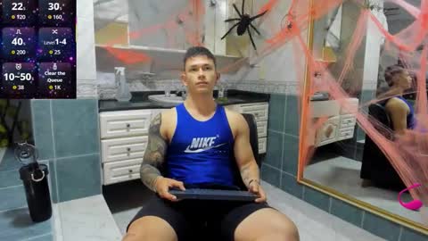 Thomas online show from October 2025 12:03:02 PM