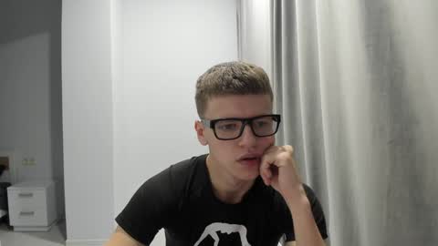 Tomas online show from December 2024 06:10:02 PM