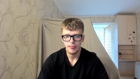 Tomas online show from October 2025 08:45:01 AM