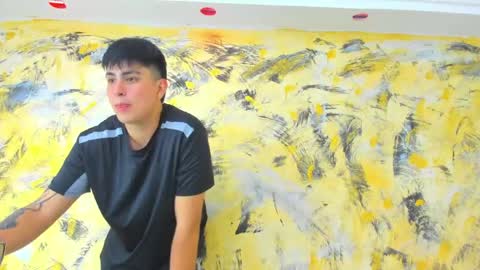 Snapshot of thomas_thundr chatting on June 2026 03:07:01 AM Thomas and Faon online show from June 2026 03:07:01 AM