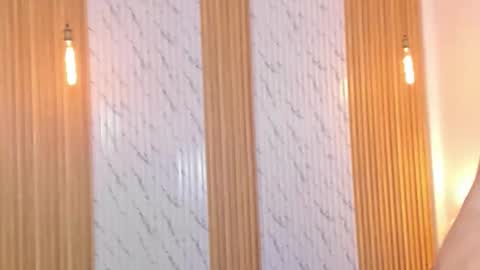 Snapshot of thomas_walker0 chatting on November 2025 12:08:02 PM Thomas online show from November 2025 12:08:02 PM