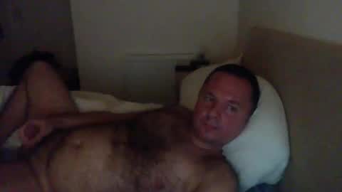 Tom online show from October 2025 10:18:02 PM