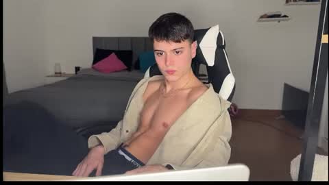Thomas online show from July 2026 04:29:01 AM