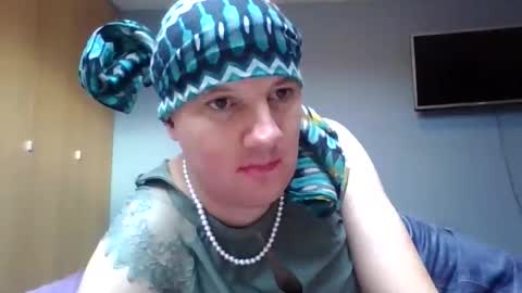 Snapshot of thomasverdries chatting on November 2025 07:57:01 AM thomasverdries online show from November 2025 07:57:01 AM