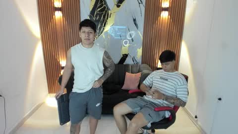 thomson_hot01 online show from October 2025 05:06:02 AM